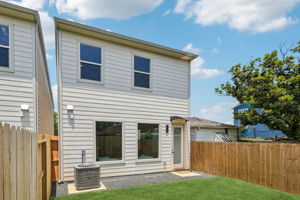 Nathaniel Brown St-2405-032
