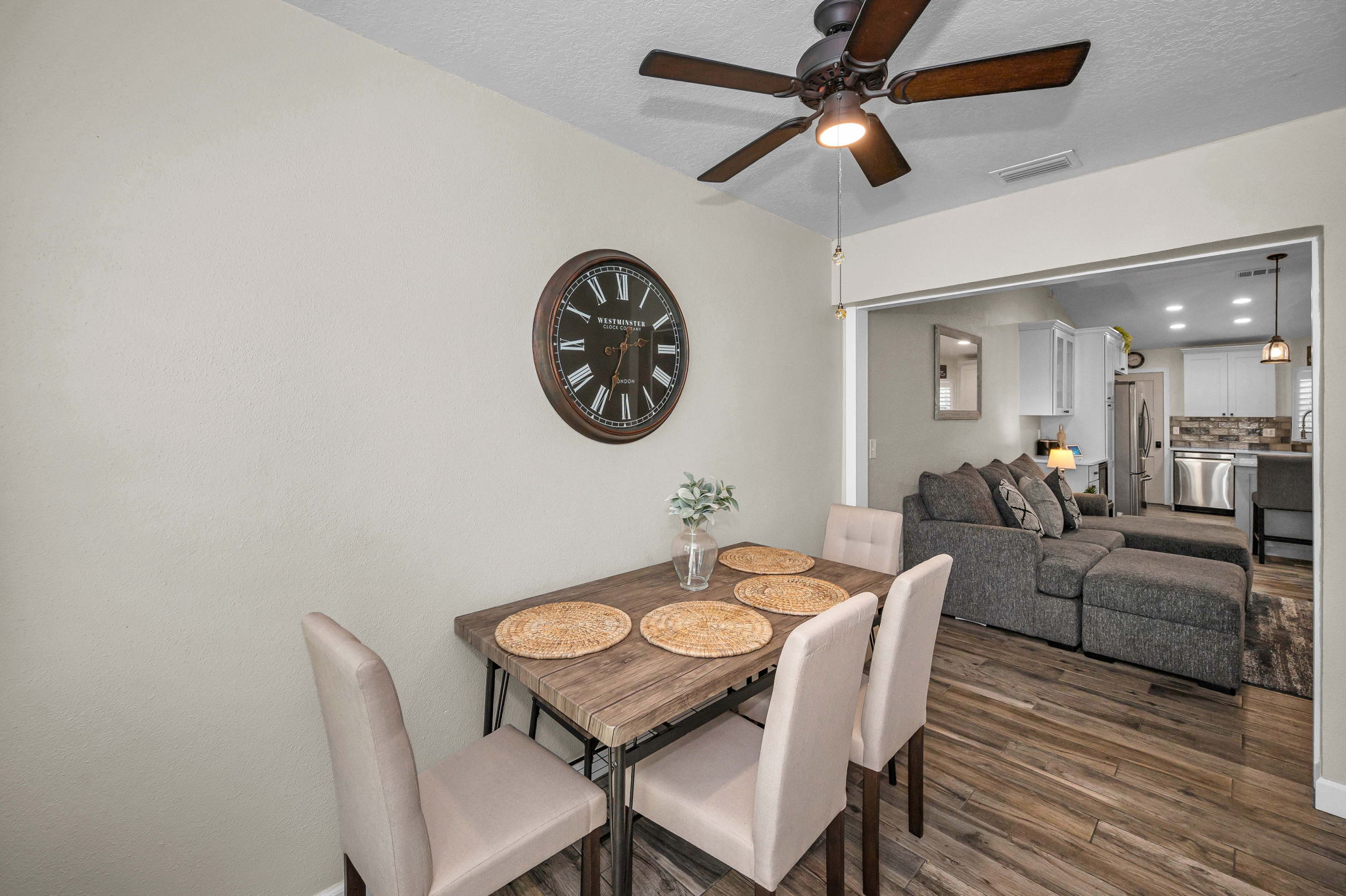 Dining Room2