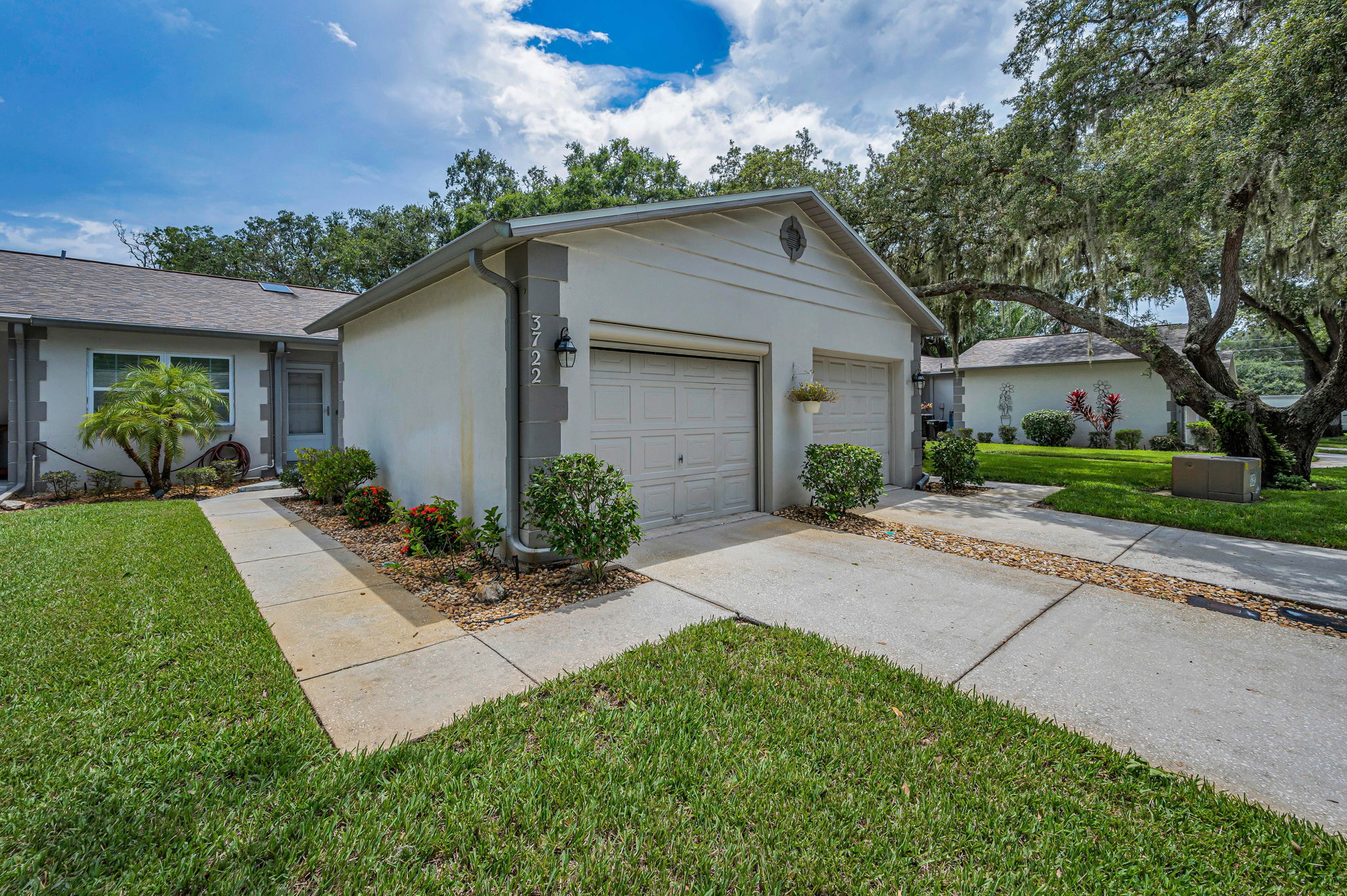 Front Exterior5