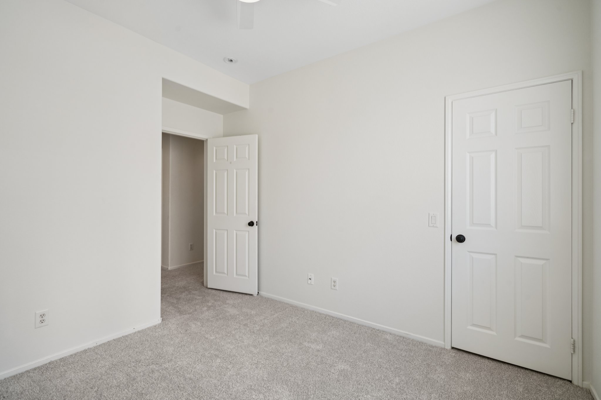 Camden Dr-L2108-038.jpg