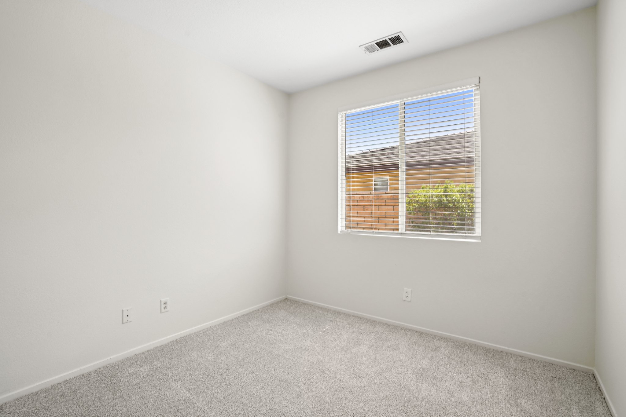 Camden Dr-L2108-039.jpg