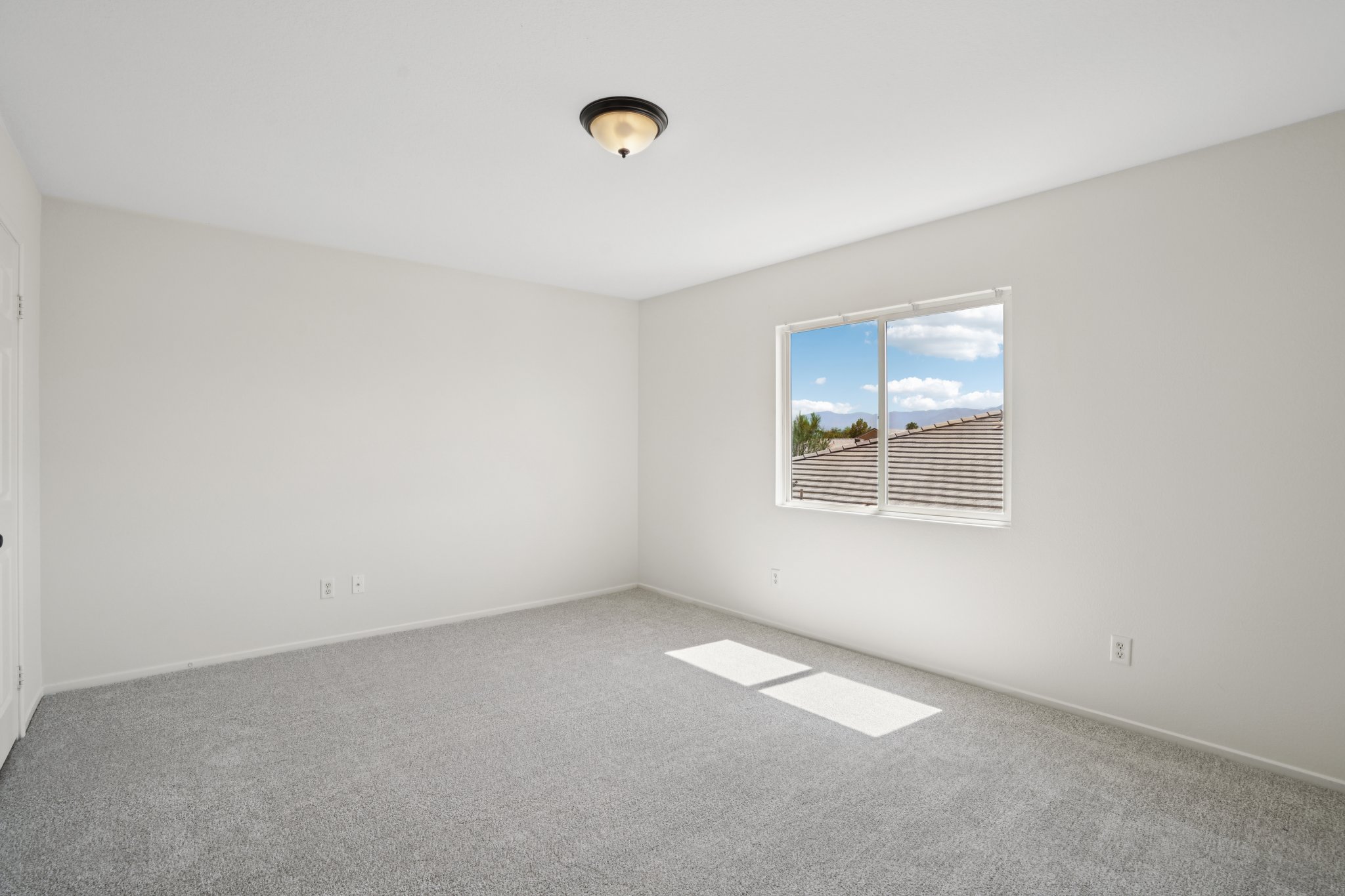 Camden Dr-L2108-044.jpg