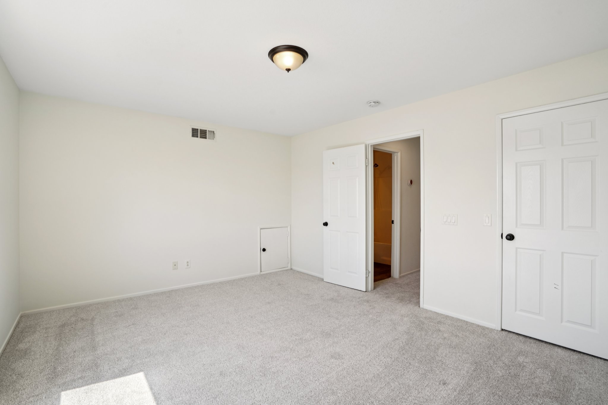 Camden Dr-L2108-045.jpg