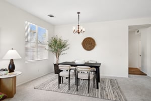 Camden Dr-L2108-018.jpg