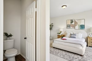 Camden Dr-L2108-030.jpg