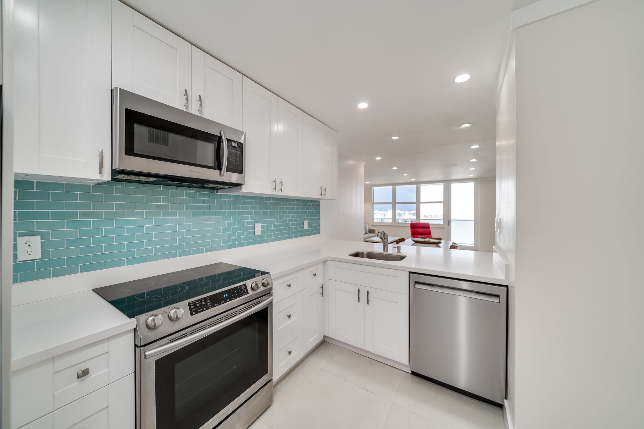 3573 NW 94th Ave, Sunrise, FL 33351, USA Photo 6