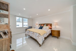 3573 NW 94th Ave, Sunrise, FL 33351, USA Photo 18