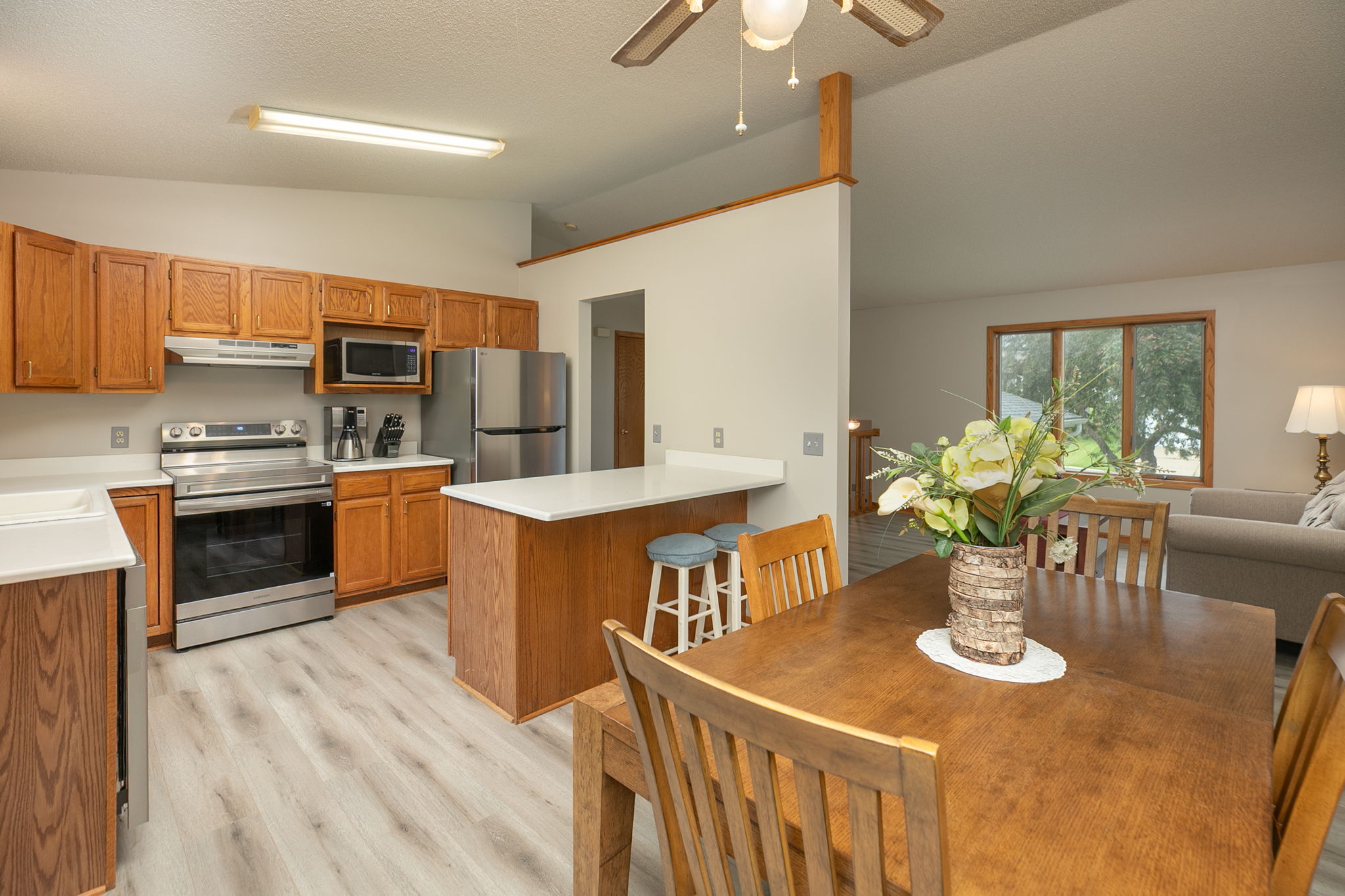 10-Dining Room