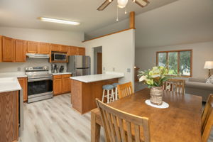 10-Dining Room
