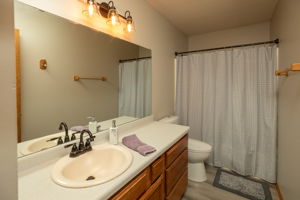 19-Bathroom