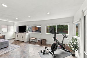 013_F8_3726 Branson Dr