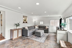 015_F8_3726 Branson Dr