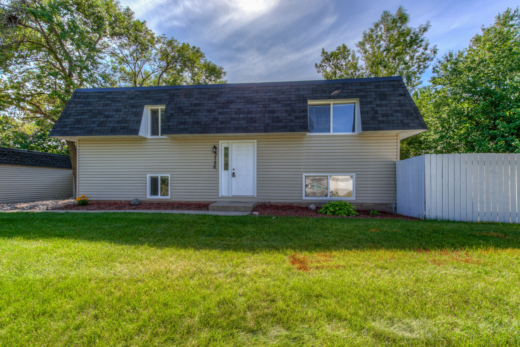  3726 Conroy Trail, Inver Grove Heights, MN 55076, US