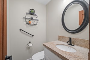  Photo 49