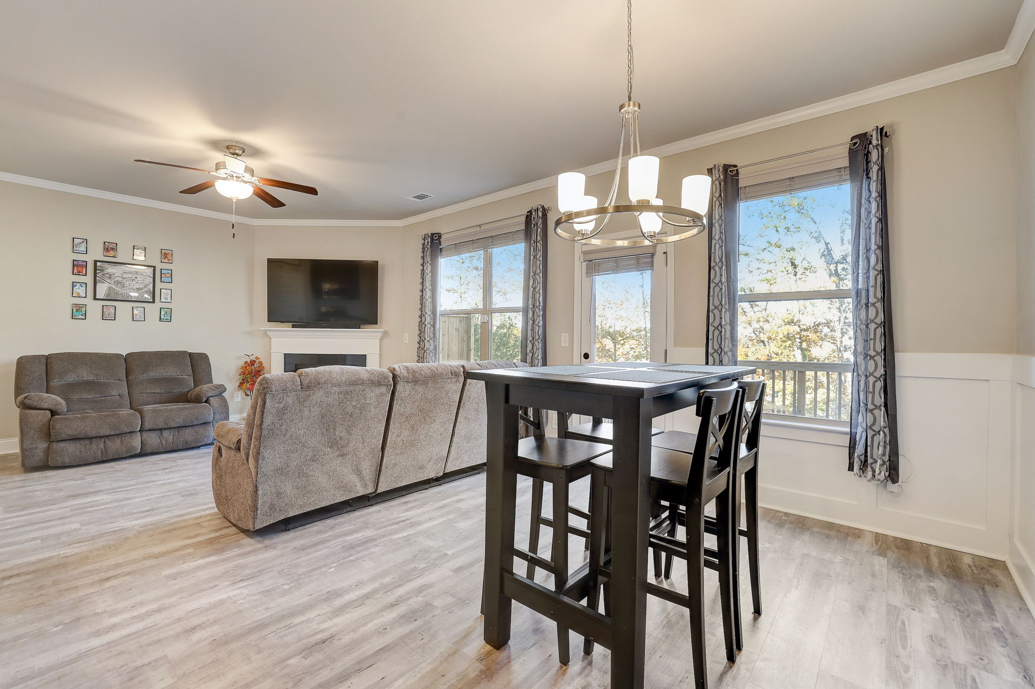 Cherryhill Ln-024