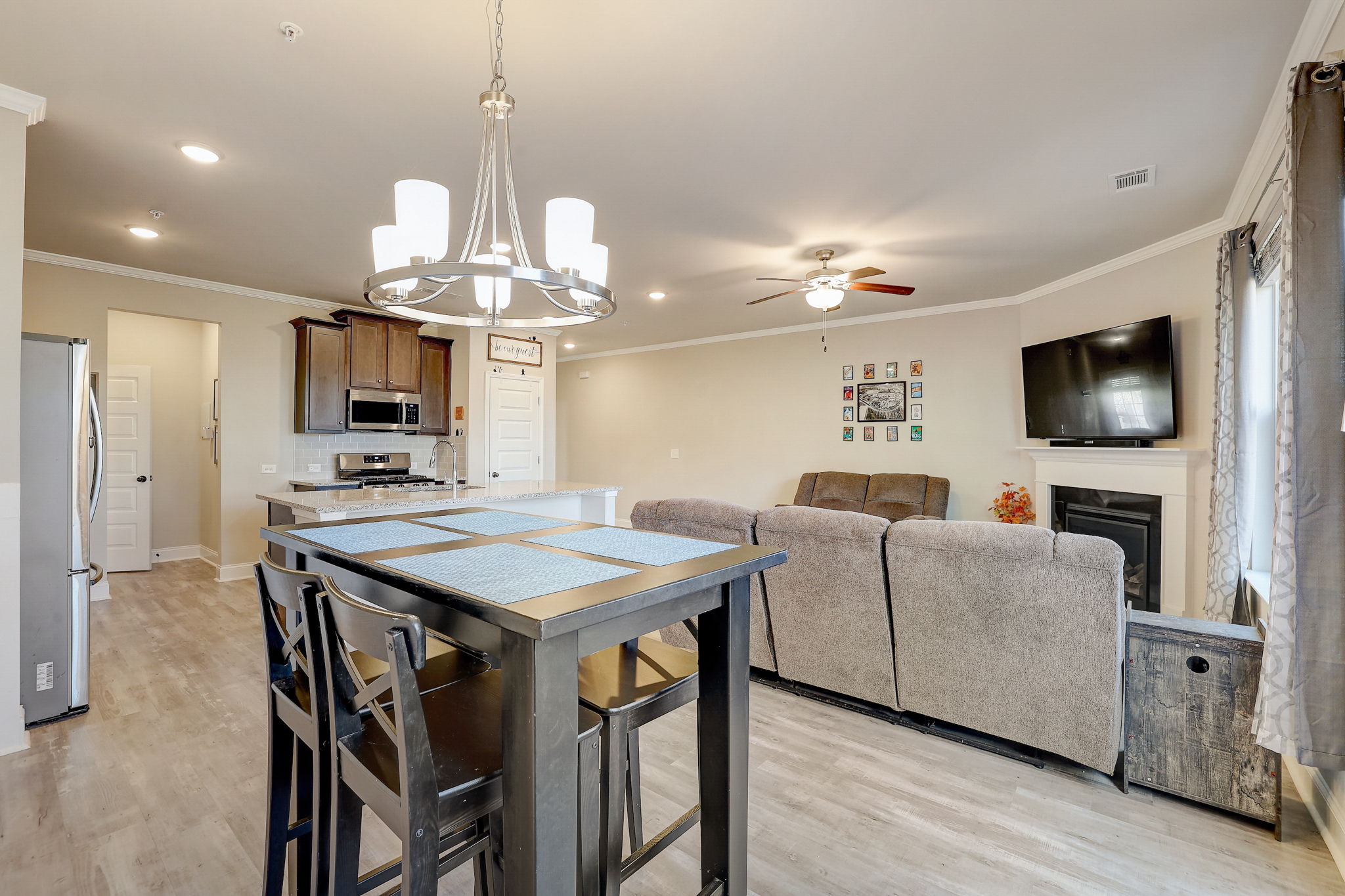 Cherryhill Ln-025