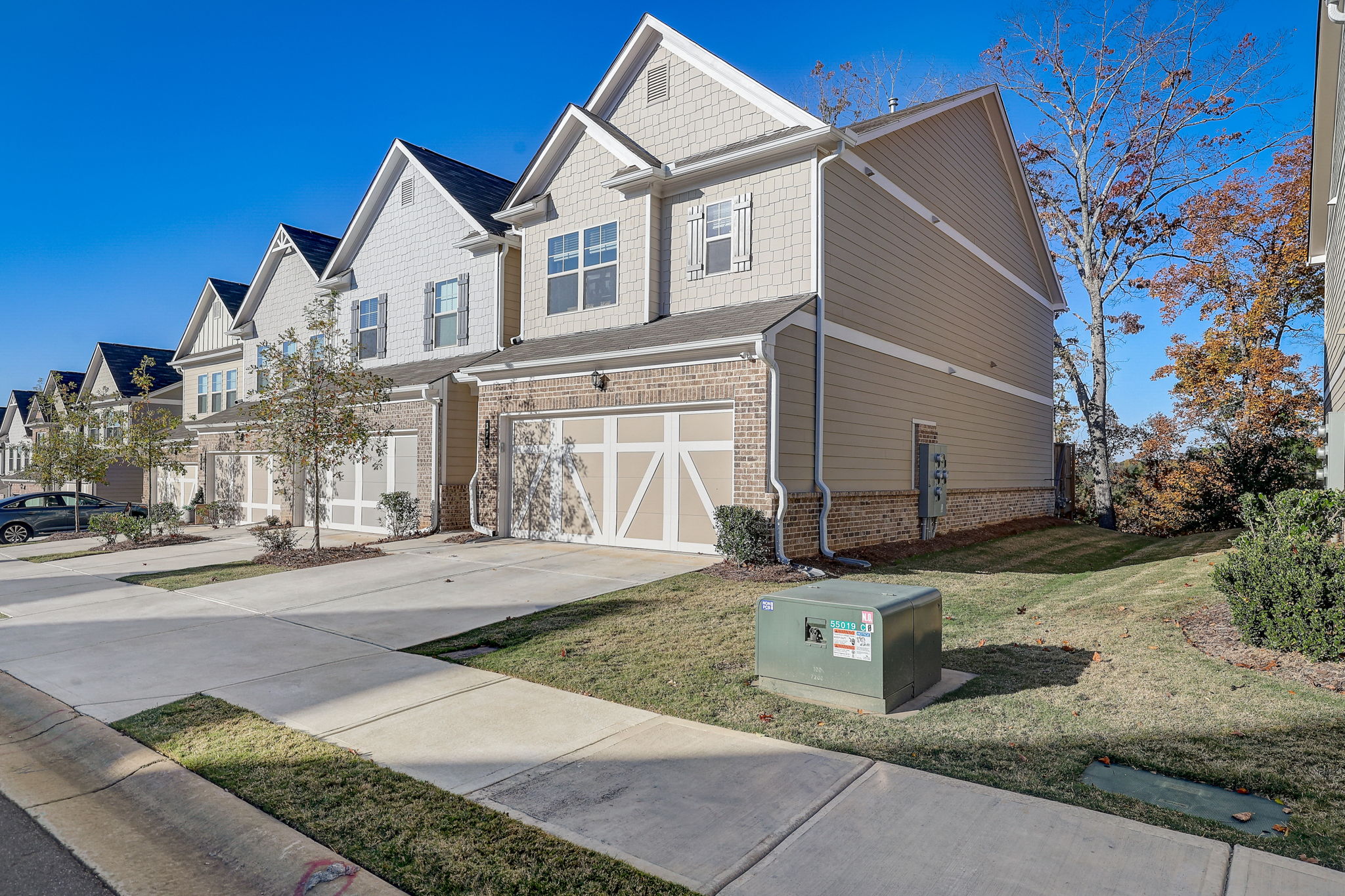Cherryhill Ln-003