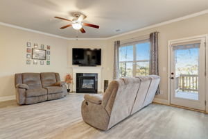Cherryhill Ln-019