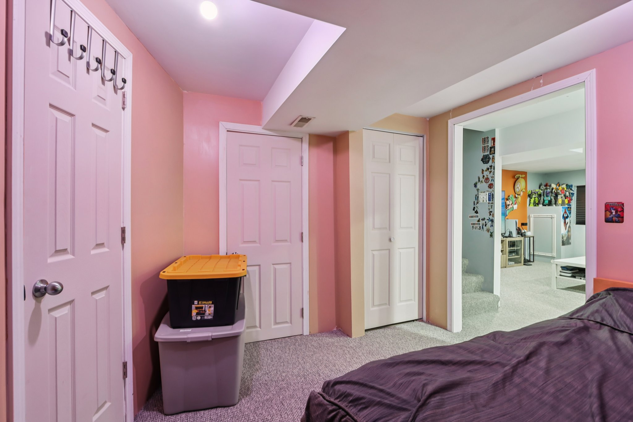 Evergreen Cir-S2211-017.jpg