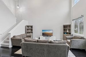 Evergreen Cir-S2211-009.jpg