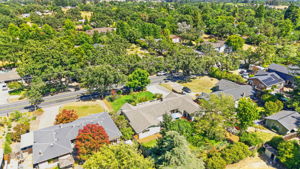 019_F8_AERIAL_373 Piezzi Rd
