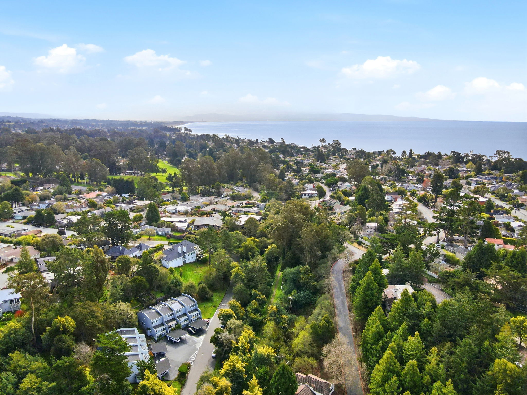 002_F8_AERIAL_373 Sandalwood Dr