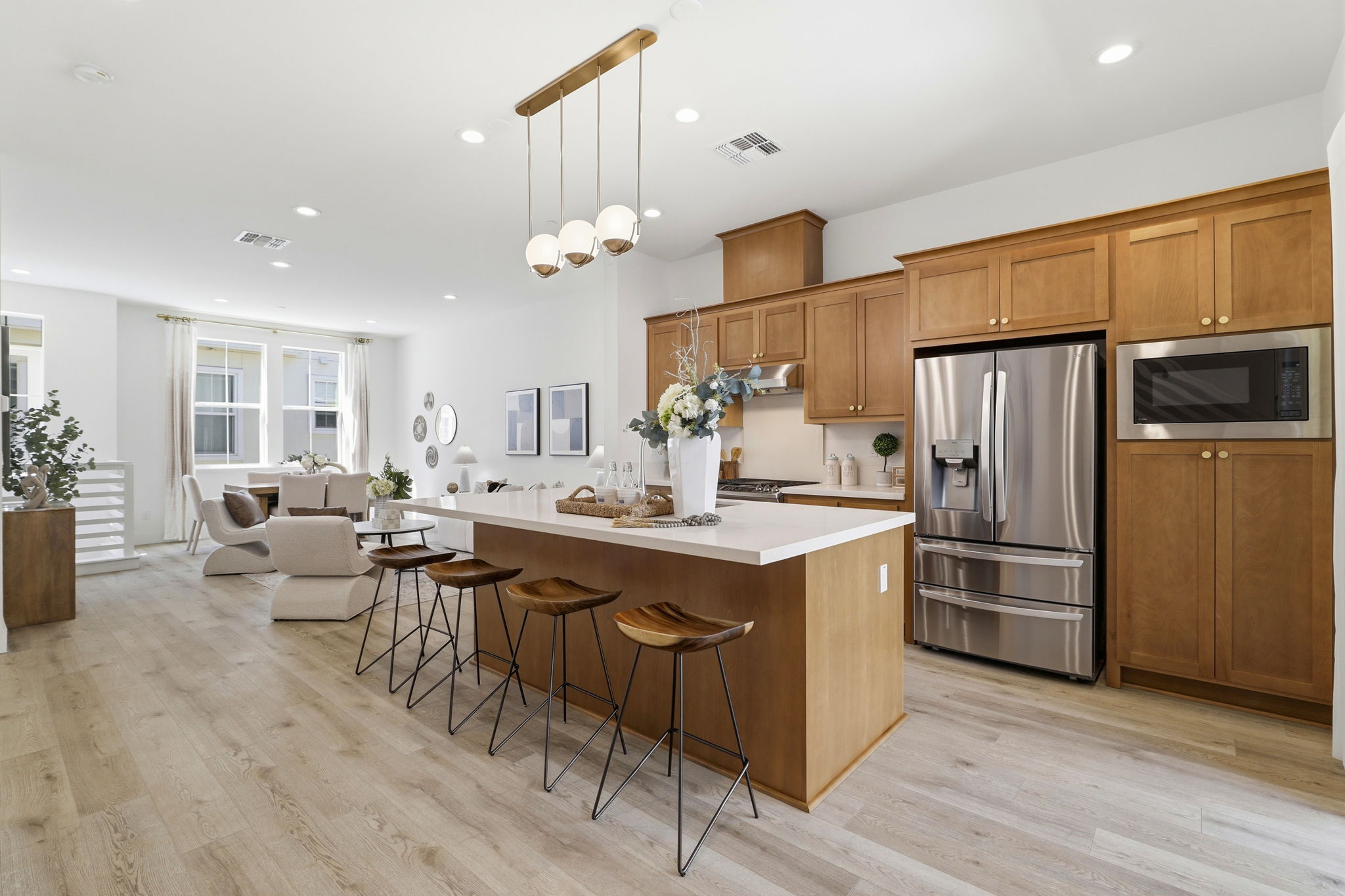 013_F8_37309 Suncrest St