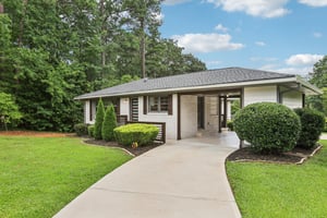 N Druid Hills Rd-S1707-002.jpg