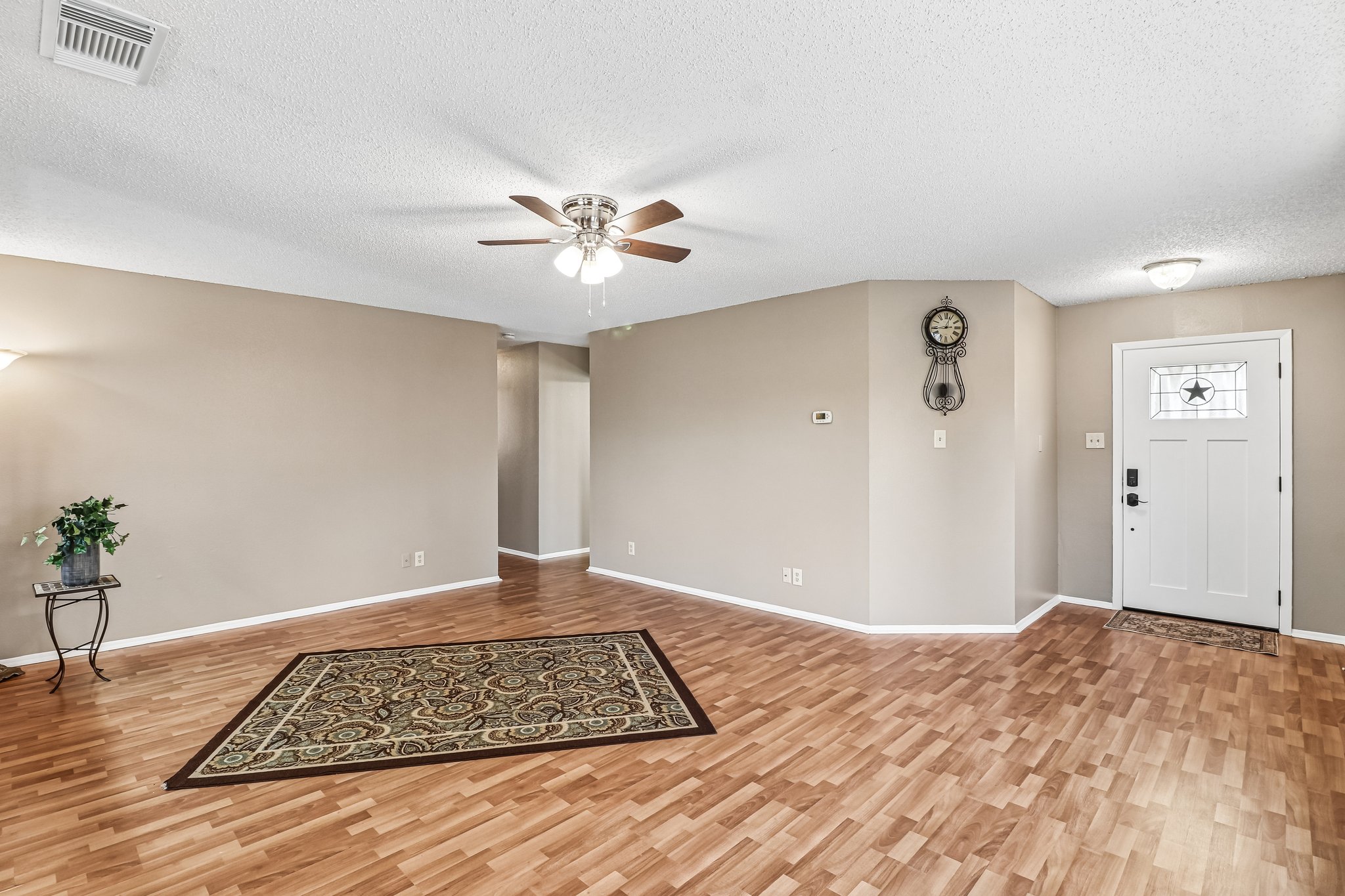 Davenport-S1405-008.jpg