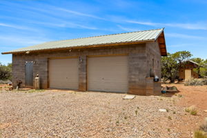  Photo 0