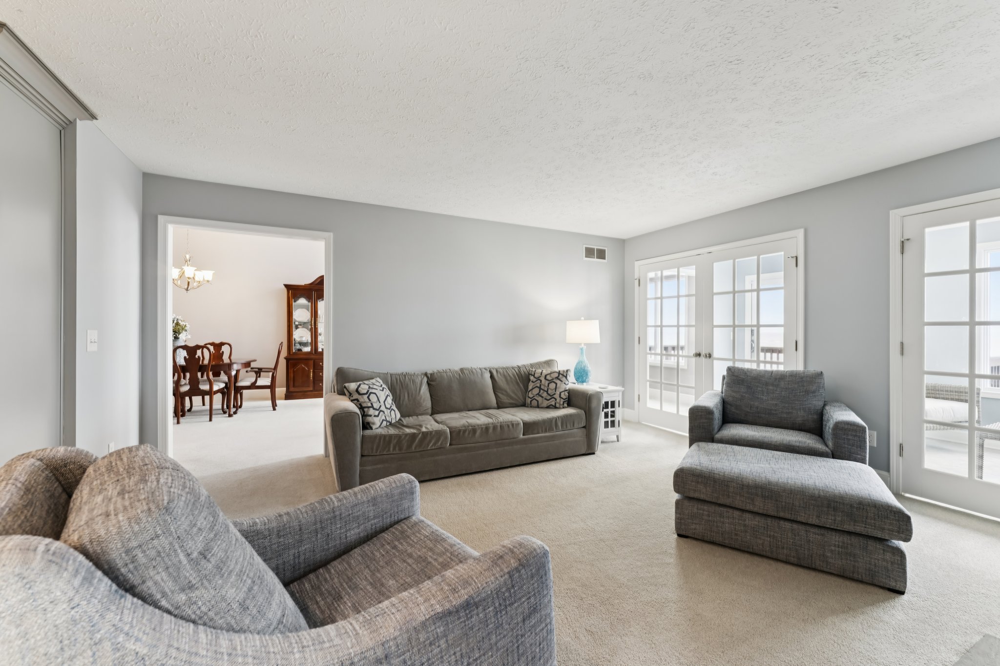 E Lake Rd-S2402-011.jpg