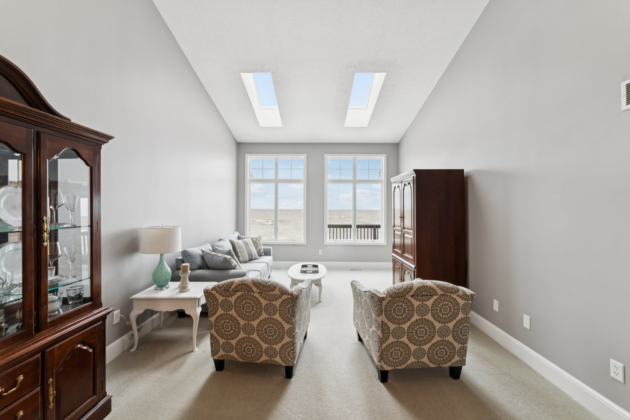 E Lake Rd-S2402-014.jpg