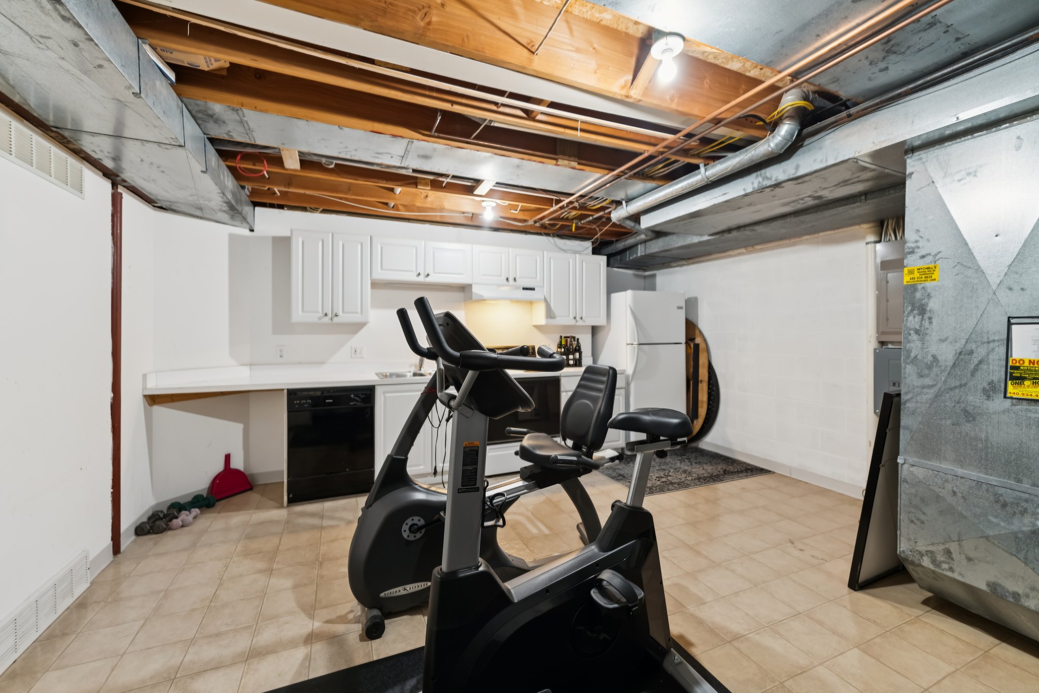 E Lake Rd-S2402-060.jpg