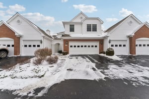 E Lake Rd-S2402-001.jpg