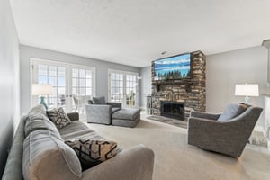 E Lake Rd-S2402-012.jpg