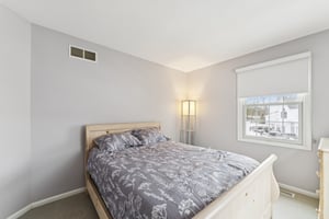 E Lake Rd-S2402-044.jpg