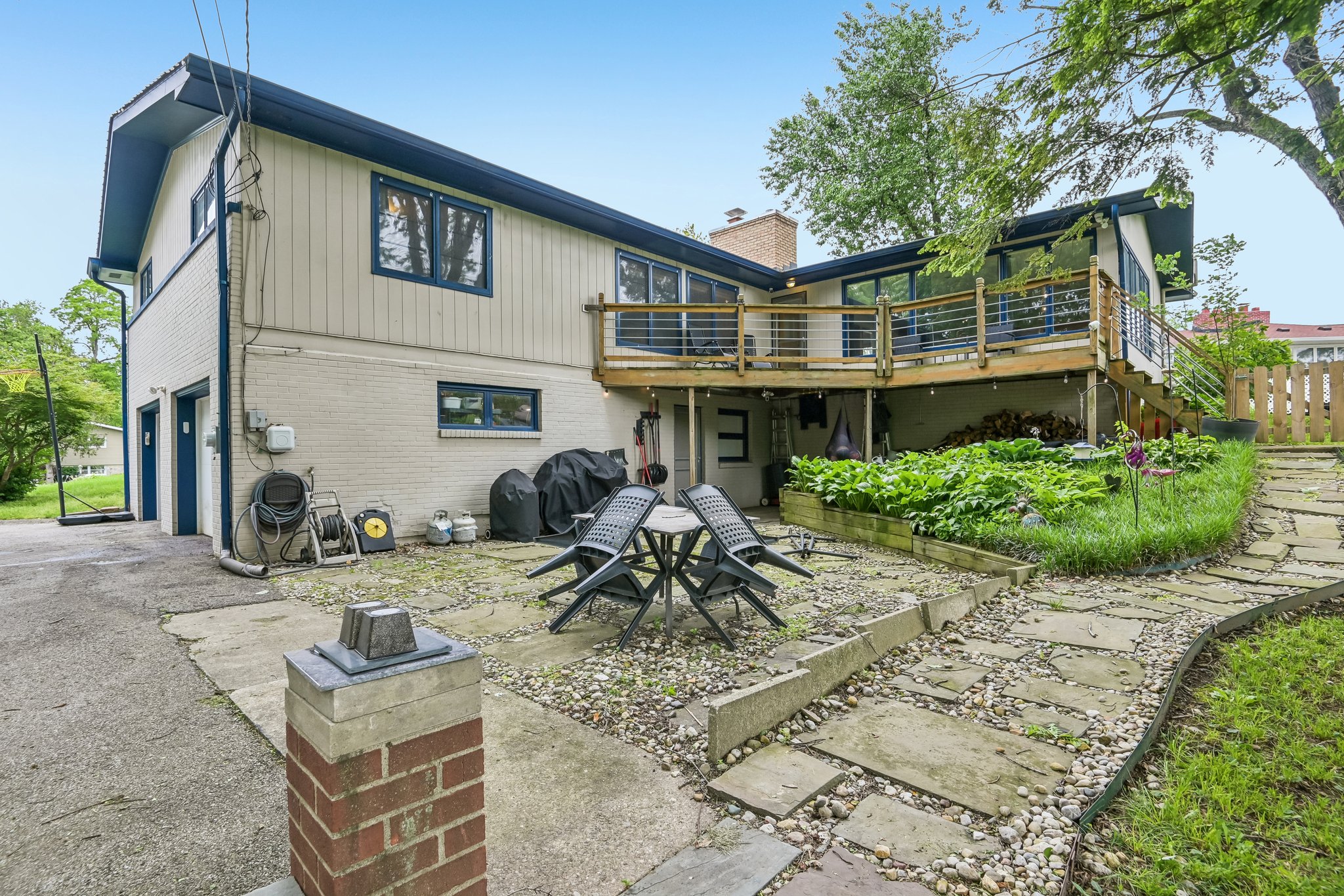 Cheviot Pl-S2205-049.jpg