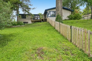 Cheviot Pl-S2205-052.jpg