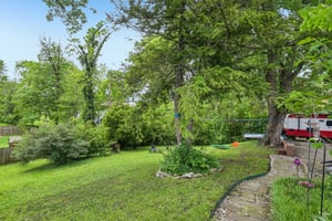 Cheviot Pl-S2205-054.jpg