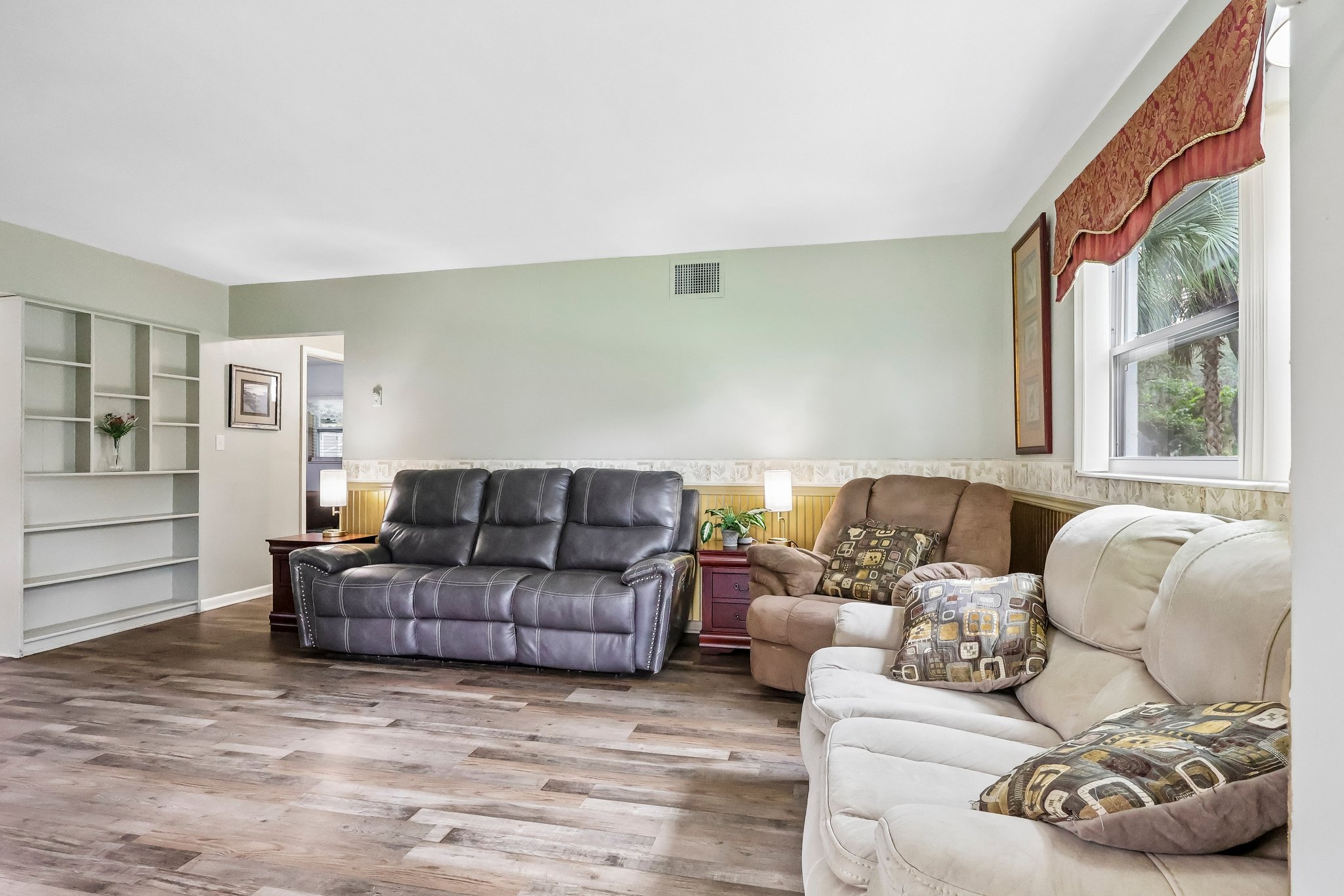 Oak Ln-S2509-006.jpg