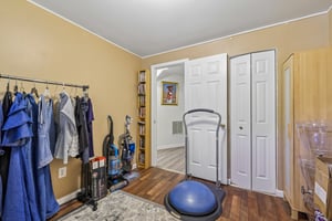 Midlothian Pl-S1609-033.jpg