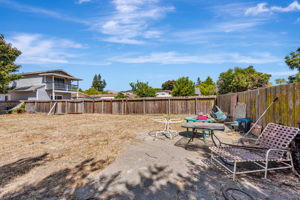 043_37373 3rd St  Fremont