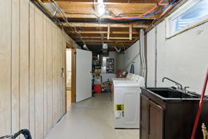  Photo 37