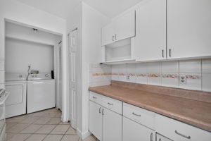 Kitchen 2 of 2