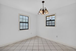 Dining Room 1 of 3