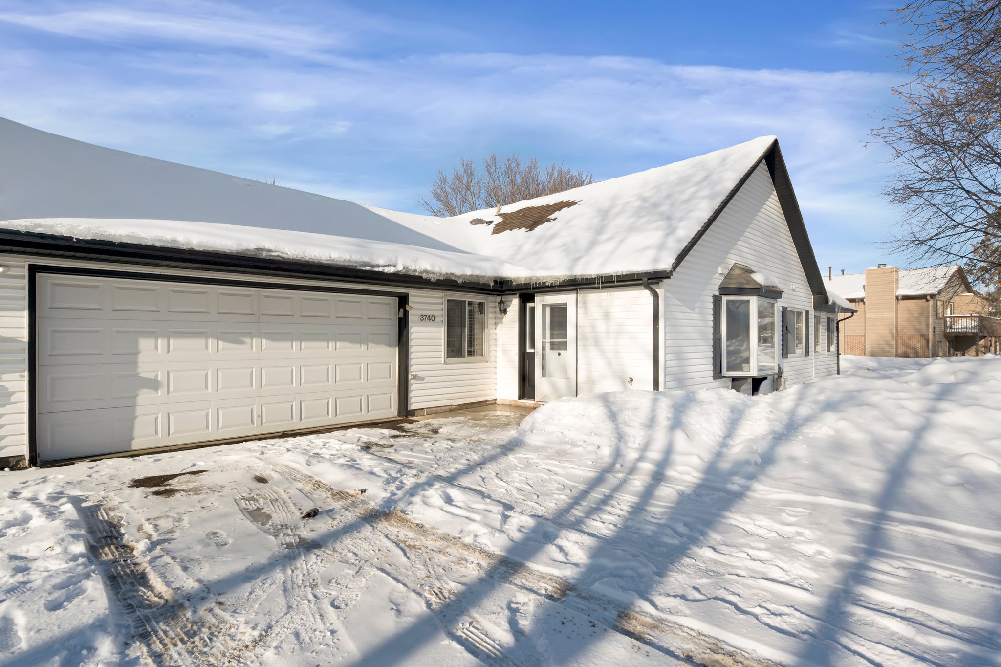 The Association is working on installing a new roof / gutters / and all new windows! Coming soon!