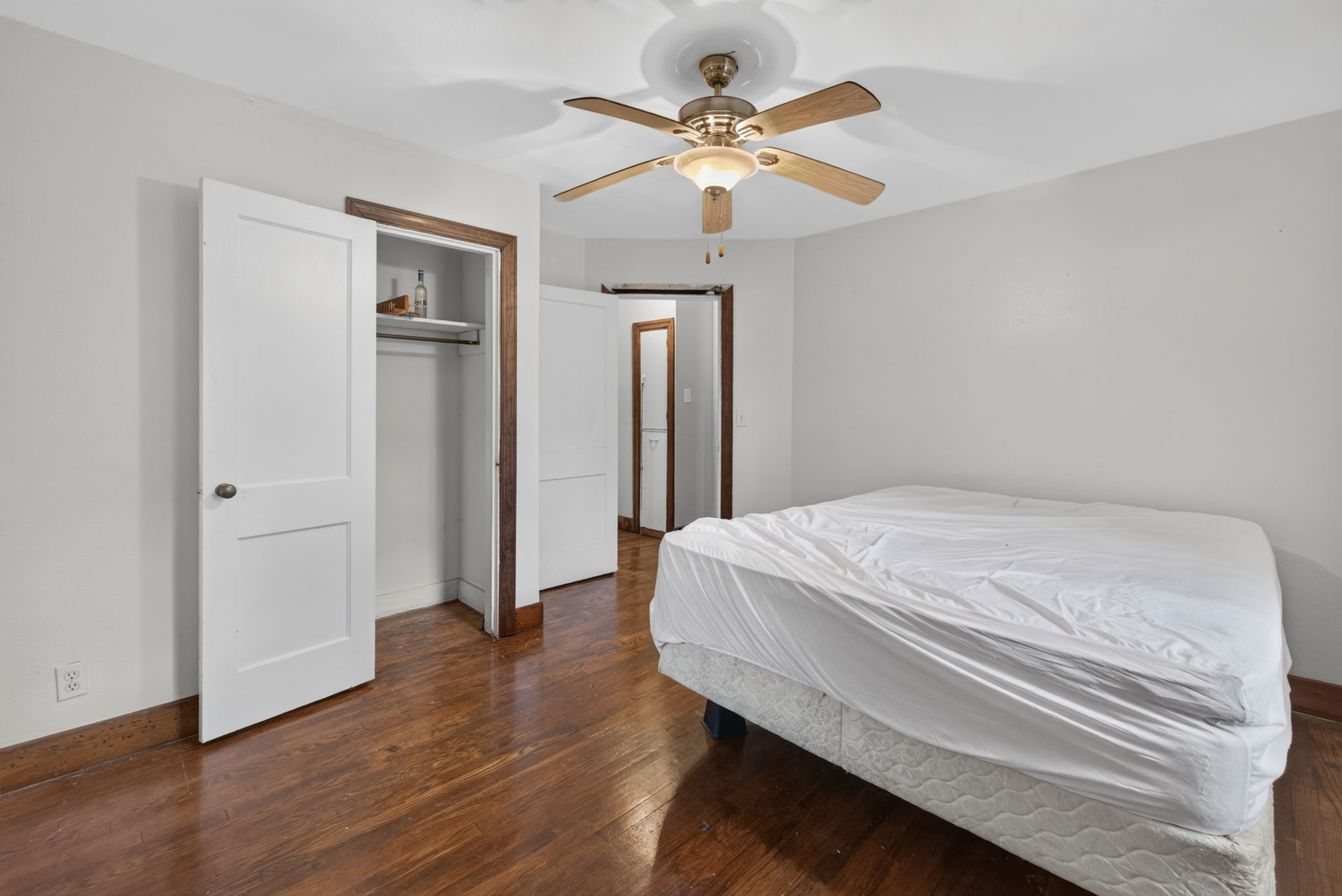 Bedroom #1