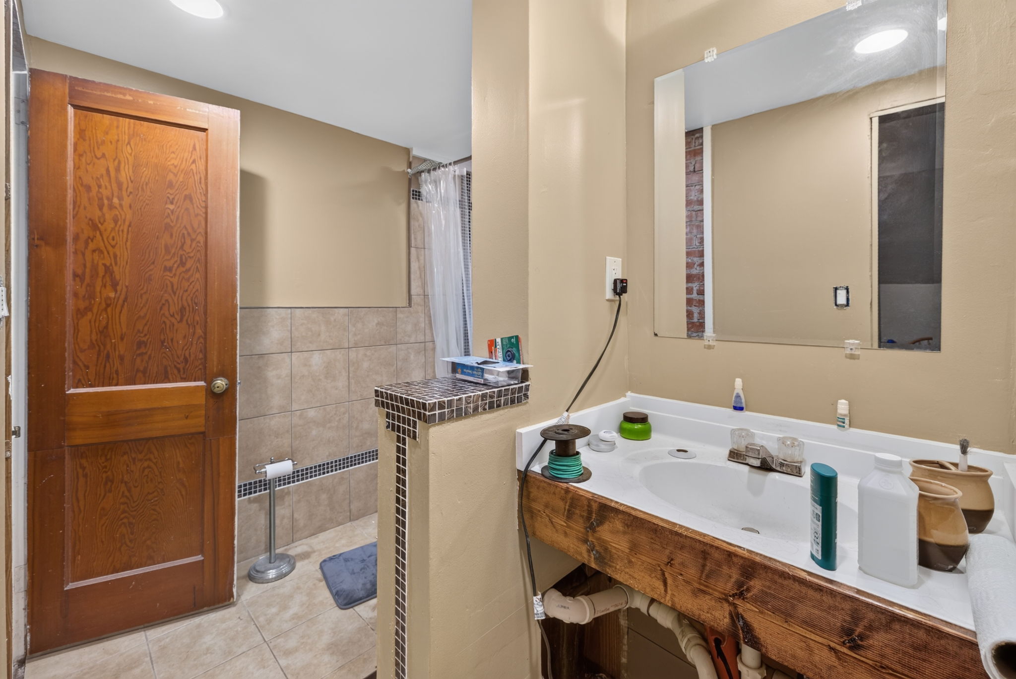 Upstairs Bathroom