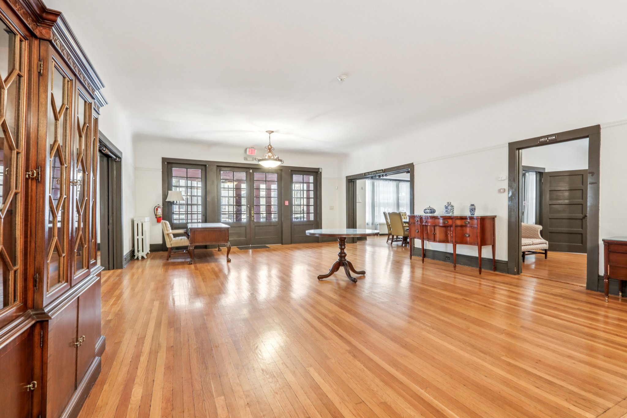 Fairmount Ave-S1812-031.jpg