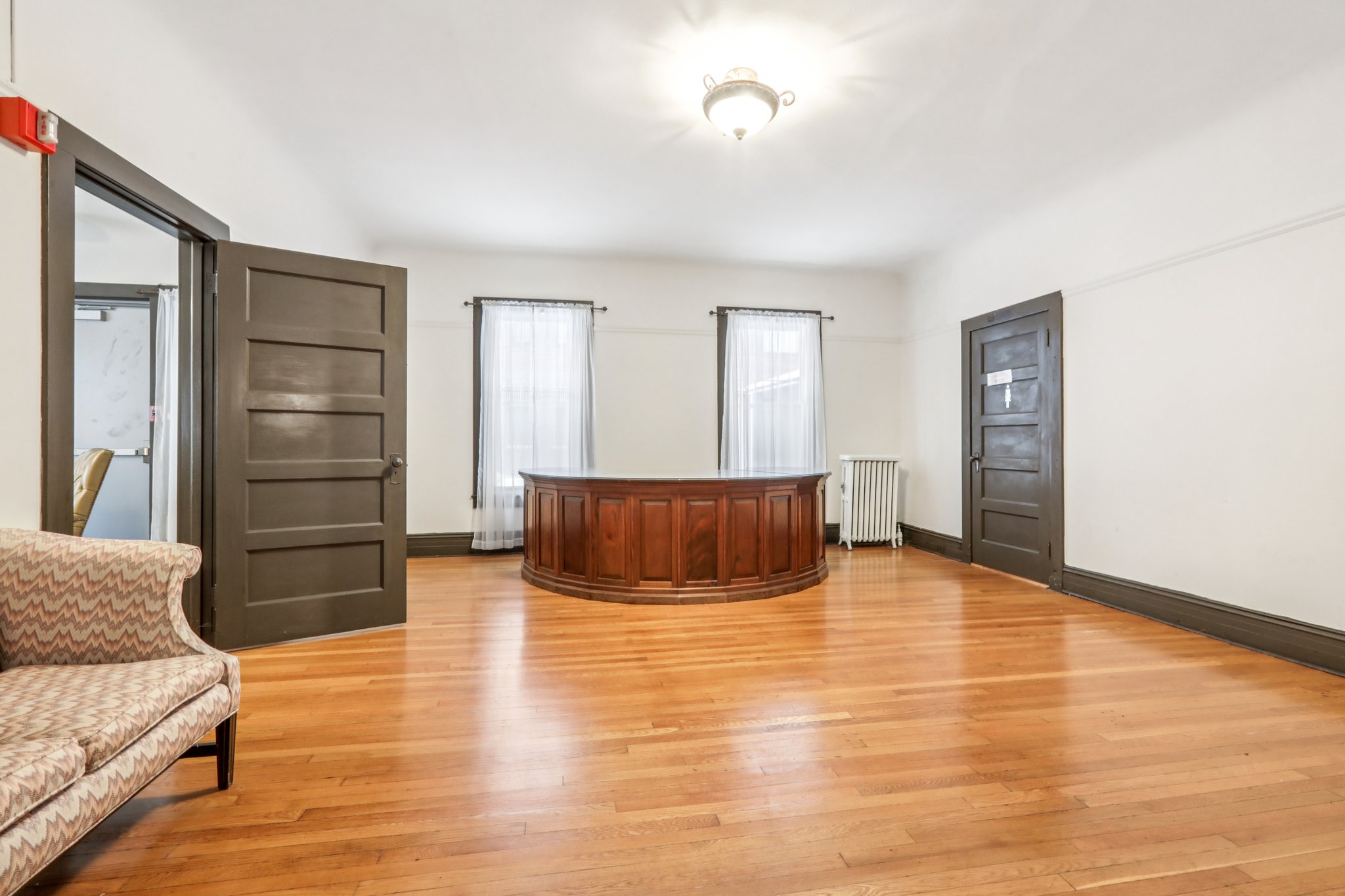 Fairmount Ave-S1812-035.jpg